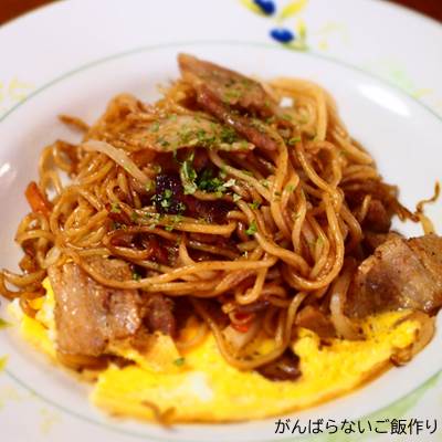 調理したマルちゃん焼そば だし香る芳醇ソース味