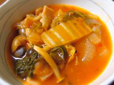レトルトパスタソースで作った野菜スープ