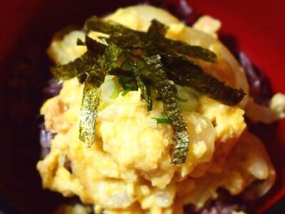 レトルト親子丼で玉子丼