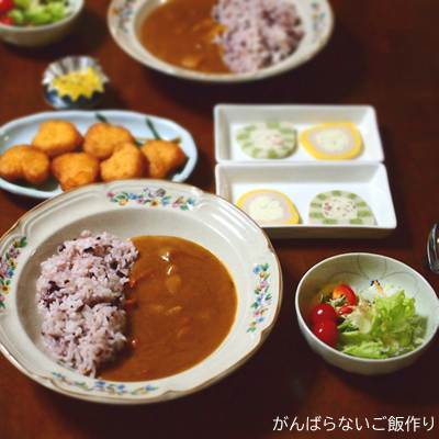 クリスマス風 レトルトカレーの献立