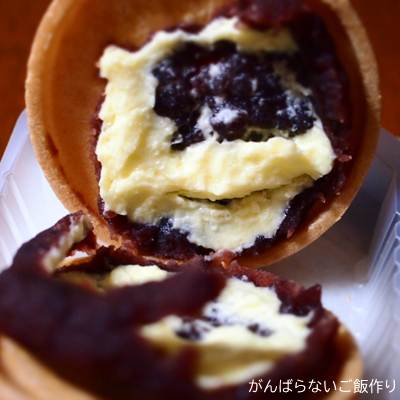 シーラカンスモナカの小豆餡とバター